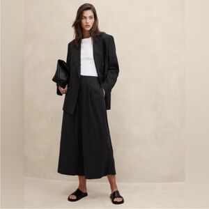 NWT! Banana Republic Black Linen-Blend Easy Wide-Leg Crop Pant - Multiple💎